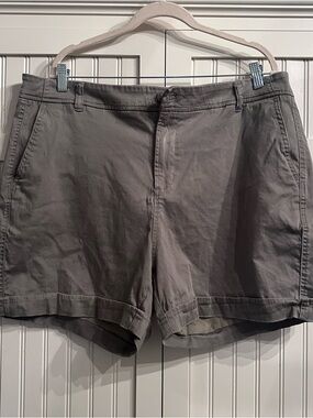 Liverpool Los Angeles Women’s Chino Shorts